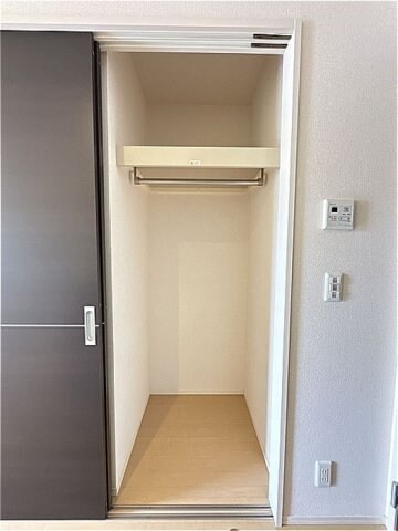 キッチン横・クローゼット セジュールウィット・キャンベル