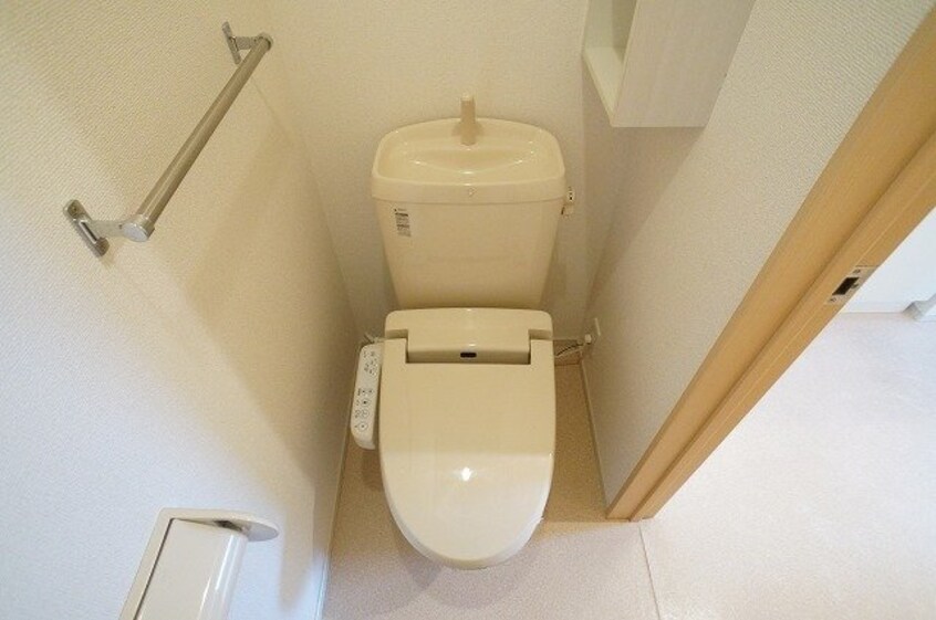 清潔感のあるトイレです カ－サ　セレーノ