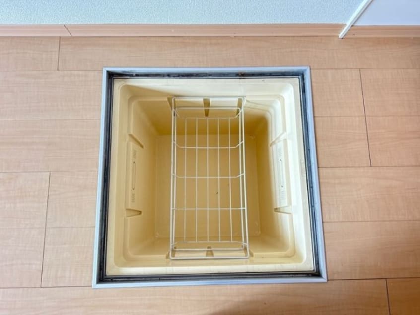 床下収納 クレスト雅 Ａ