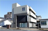 かねとビル 2F