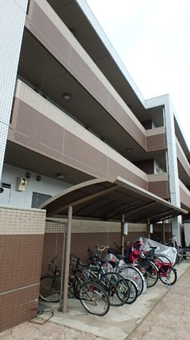 駐輪場 ジュールフェリエ