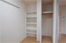 洋室・クローゼットと収納 アルヴィータ