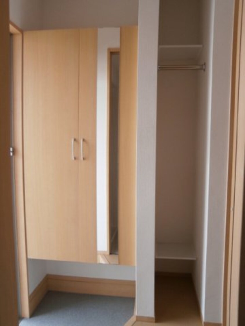 シューズボックス＆ディリークローク サニーフラット Ｅ