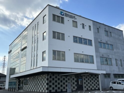 足利銀行　宇都宮西支店(銀行)まで694m ロイヤルガーデン