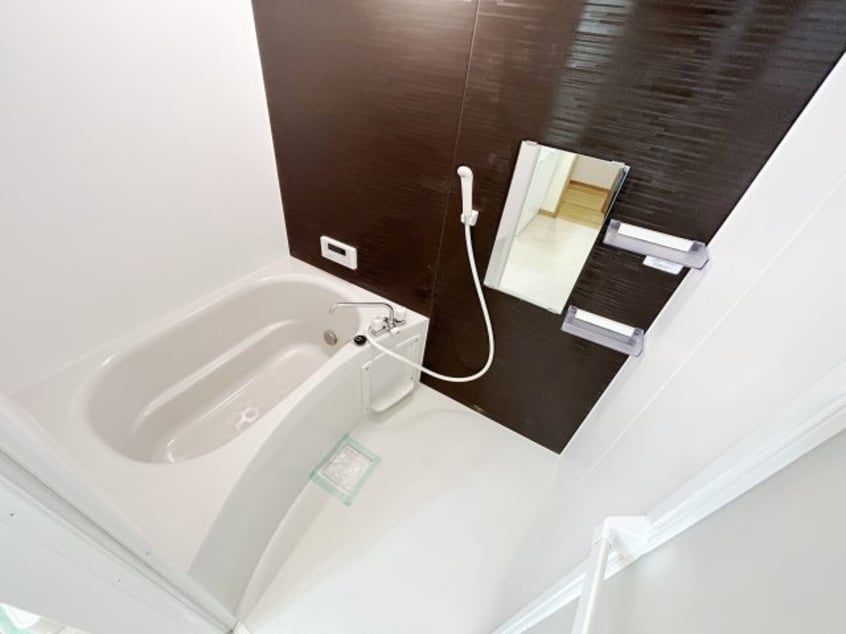  エソール駅前通り