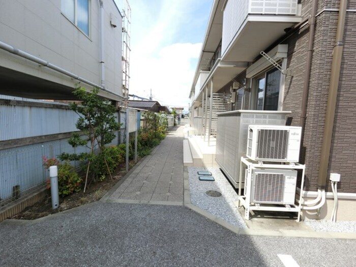 エントランス ラベージ