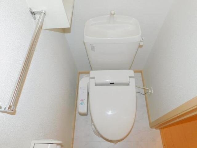 落ち着いたトイレです カーサ・セレッソＡ