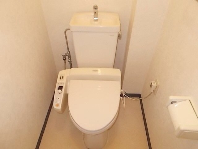 コンパクトで使いやすいトイレです ＬＡＳＳＩＫ