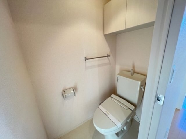 温水洗浄暖房便座のトイレ フルール