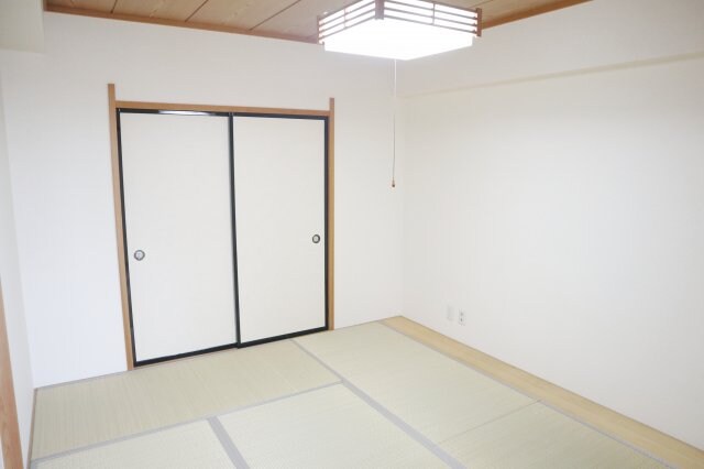 ※退去前の為、同ﾀｲﾌﾟのお部屋です サングリートハイツ