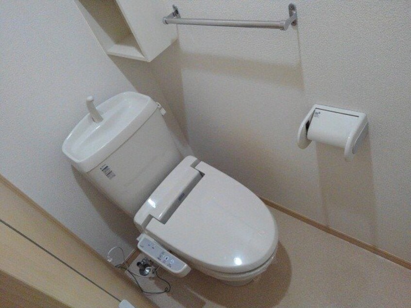 ゆったりとした空間のトイレです インターヒルズ・Ⅱ　のざわ