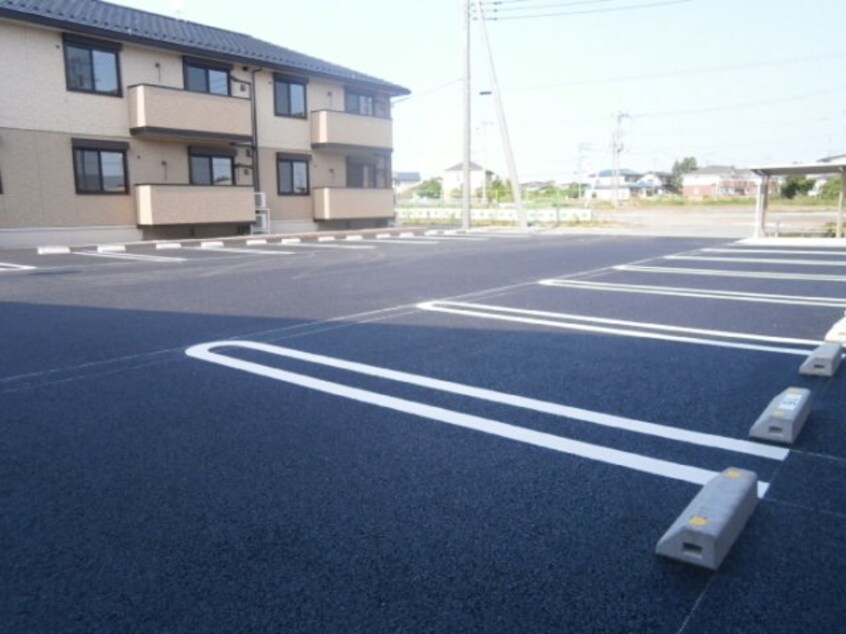 駐車場 グレイスコート岡本 Ｂ