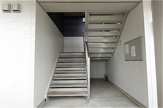 ロビー サンボナール