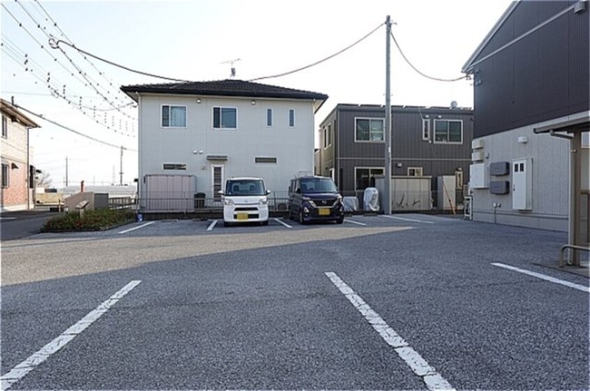 駐車場 ラ･ルーチェ