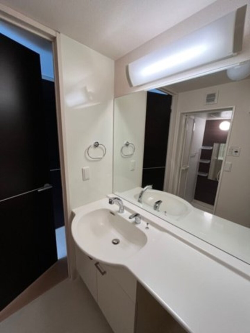 カウンター洗面台 ラ･ルーチェ