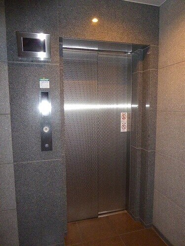 エレベーター　※前回募集時2021年9月撮影 サーパス駅東公園
