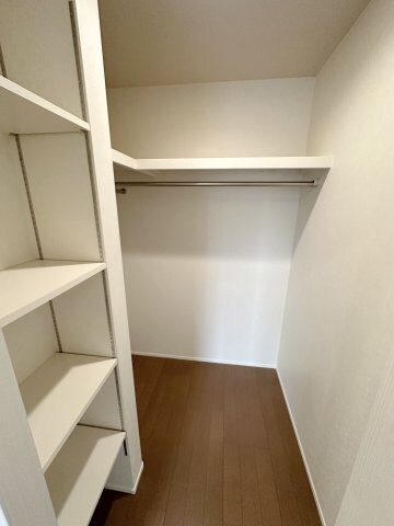 ウォークインクローゼットです！ フィカーサイシイⅠ
