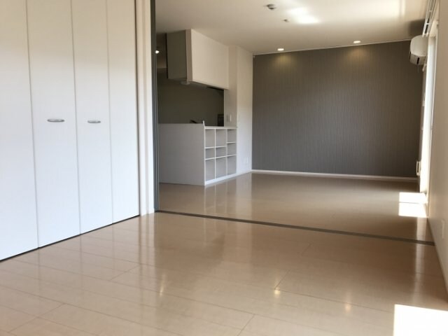 洋室 クレストコート Ｂ