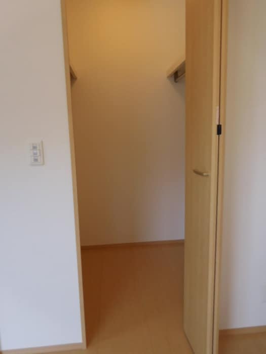 ウォークインクローゼット フォーゲルテラス ブラウⅠ