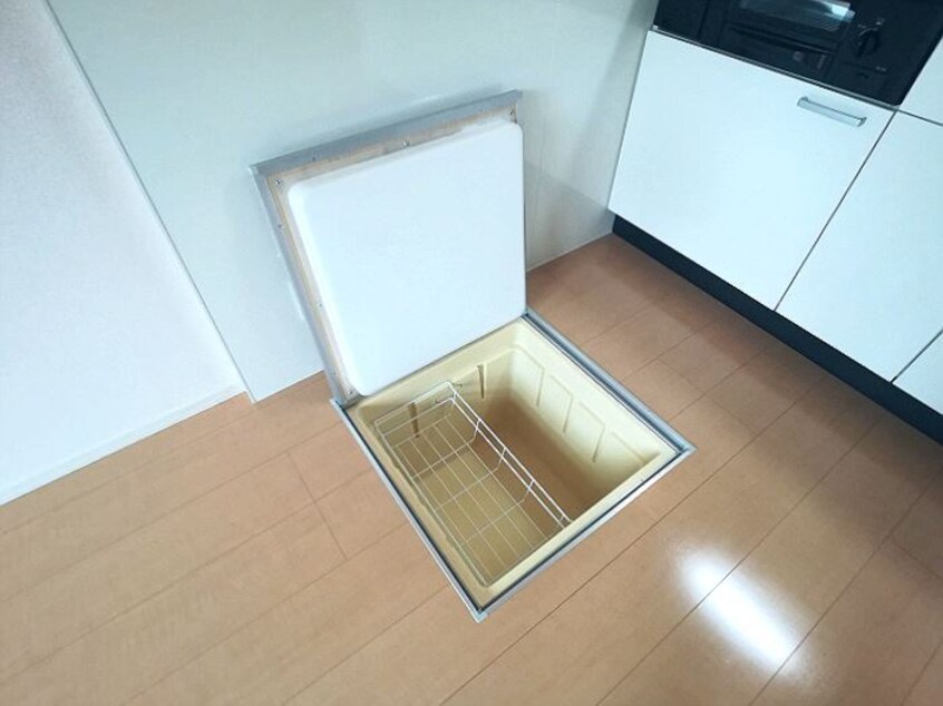 床下収納 Ｒｅｖｅ・ｋ