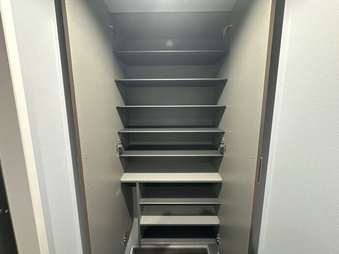 シューズボックス D-GLANZ EAST