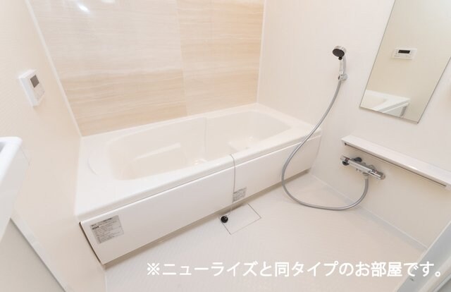 コンパクトで使いやすいお風呂です（完成イメージ） 駒生町アパート