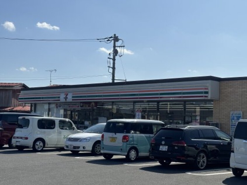 セブンイレブン　宇都宮一の沢店(コンビニ)まで800m 北一の沢町アパート