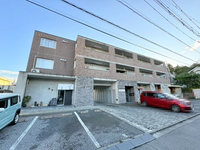  パレス・ド・ルミーネ