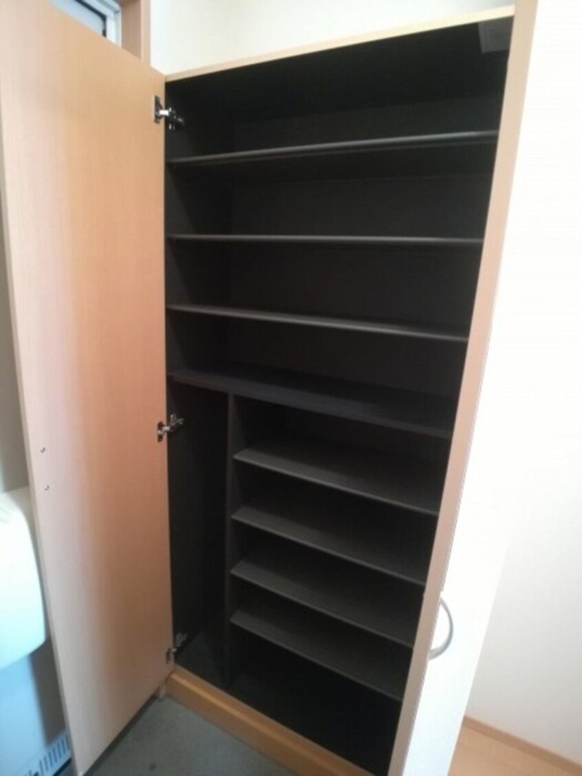 シューズボックス内部 セジュール モト Ｃ