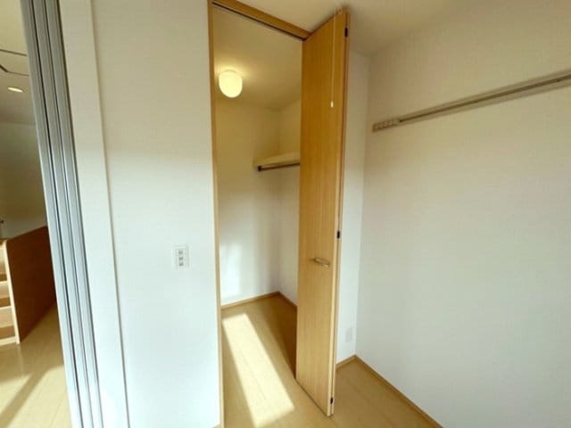 ウォークインクローゼット フォーゲルテラス ブラウⅠ