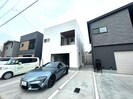 &Carsの外観