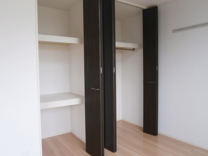 南洋室・収納 フォーゲルテラス リラ Ⅱ