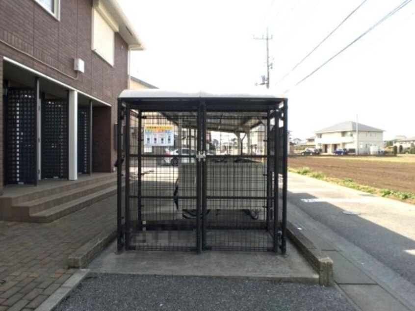 敷地内ごみステーション イーストヒルズ 八番館