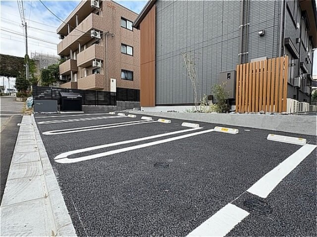 駐車場（４台分） TORISIAS一条