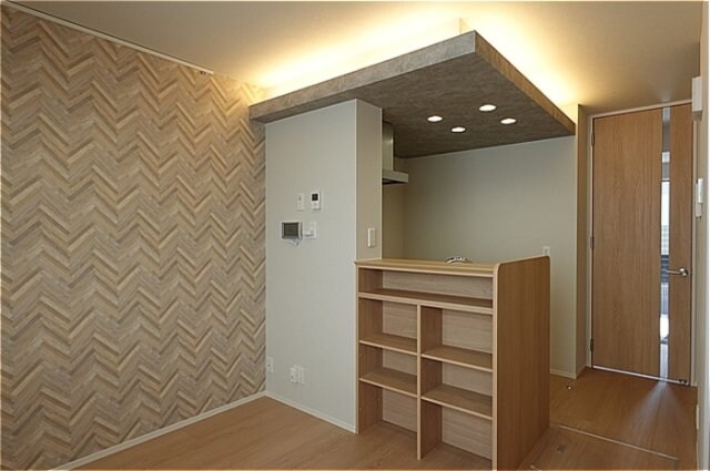 キッチン・下がり天井の間接照明 TORISIAS一条