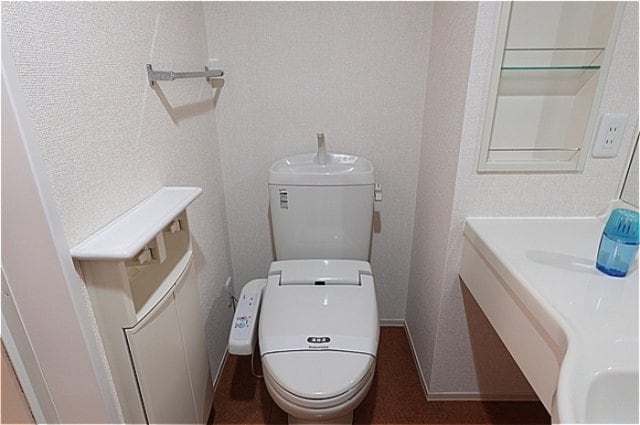 温水洗浄暖房便座のトイレ ルミエール