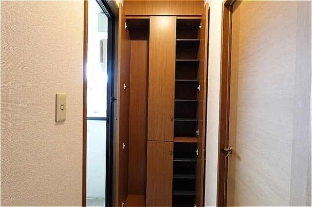 トールサイズのシューズボックス ル・パサージュ