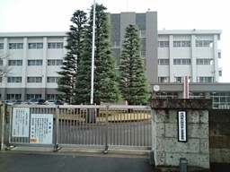 茨城県立結城第二高等学校まで350m