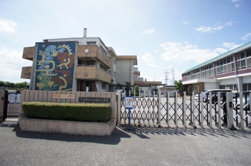 城北小学校(小学校)まで253m メゾンド・生井