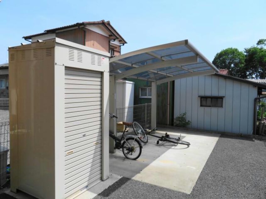 駐輪場 エスポアメゾン