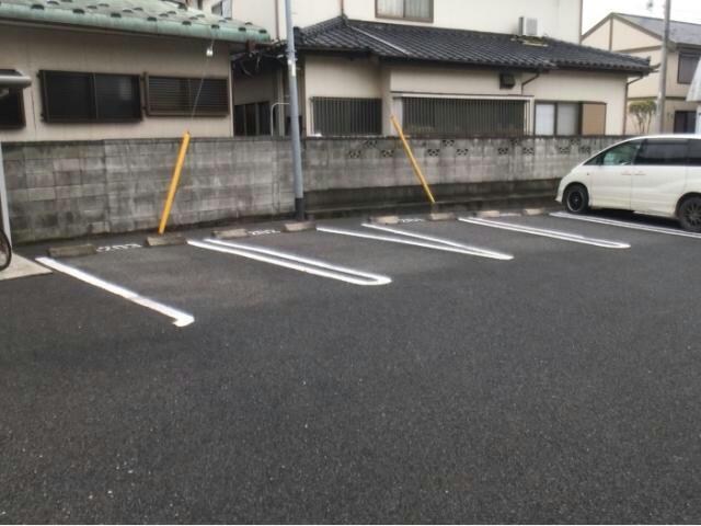 駐車場 フォンティーヌ結城　A