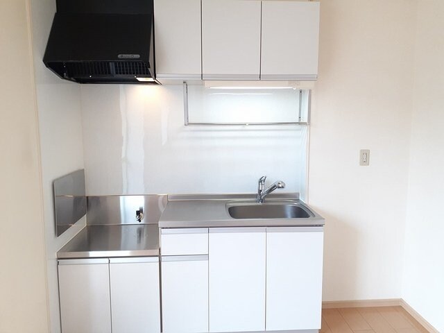  ロイヤルエステート神明Ａ