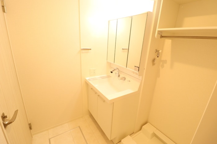 洗面所 Ｄ-ＲＯＹＡＬ中央 ＥＡＳＴ