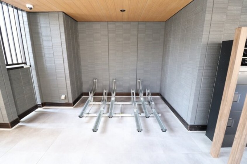 駐輪場 Ｄ-ＲＯＹＡＬ中央 ＥＡＳＴ