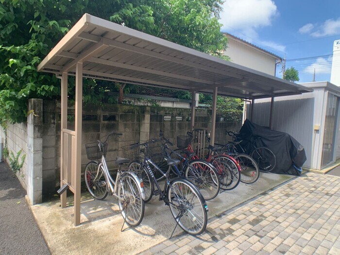 駐輪場 Ｄ-ｒｏｏｍＢｕｓｉｎｅｓｓ花垣