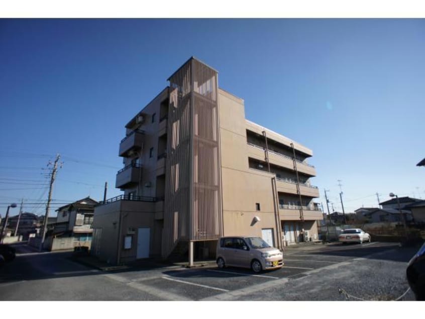 駐車場 グランベル川島