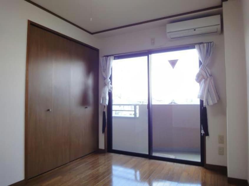  グランベル川島