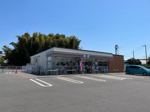 セブンイレブン 筑西西方店(コンビニ)まで1229m フォンテーヌ．ブローＢ