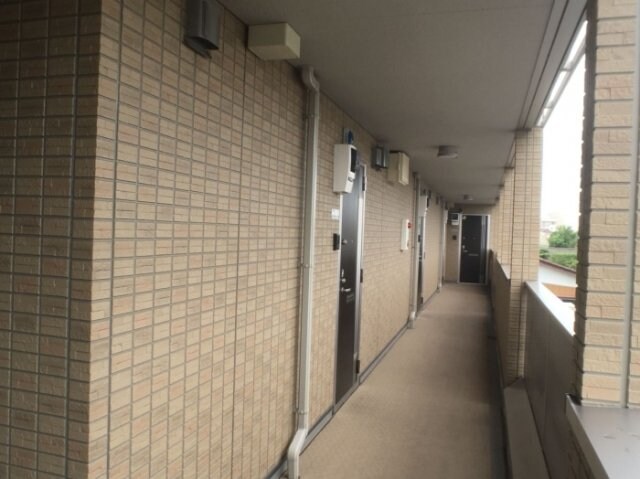 エントランス ディアコート