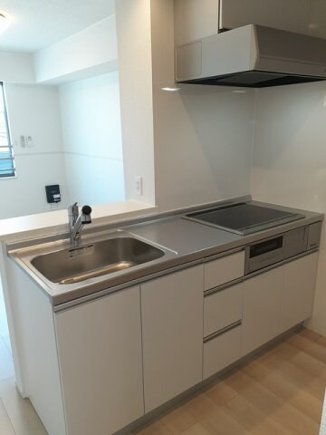  ネオ・コンフォルト